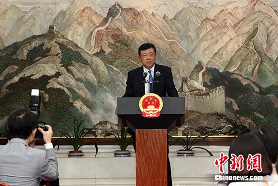 圖為中國駐英國大使劉曉明。 <a target='_blank' _fcksavedurl='http://www.chinanews.com/'></table>中新社</a>記者 周兆軍 攝